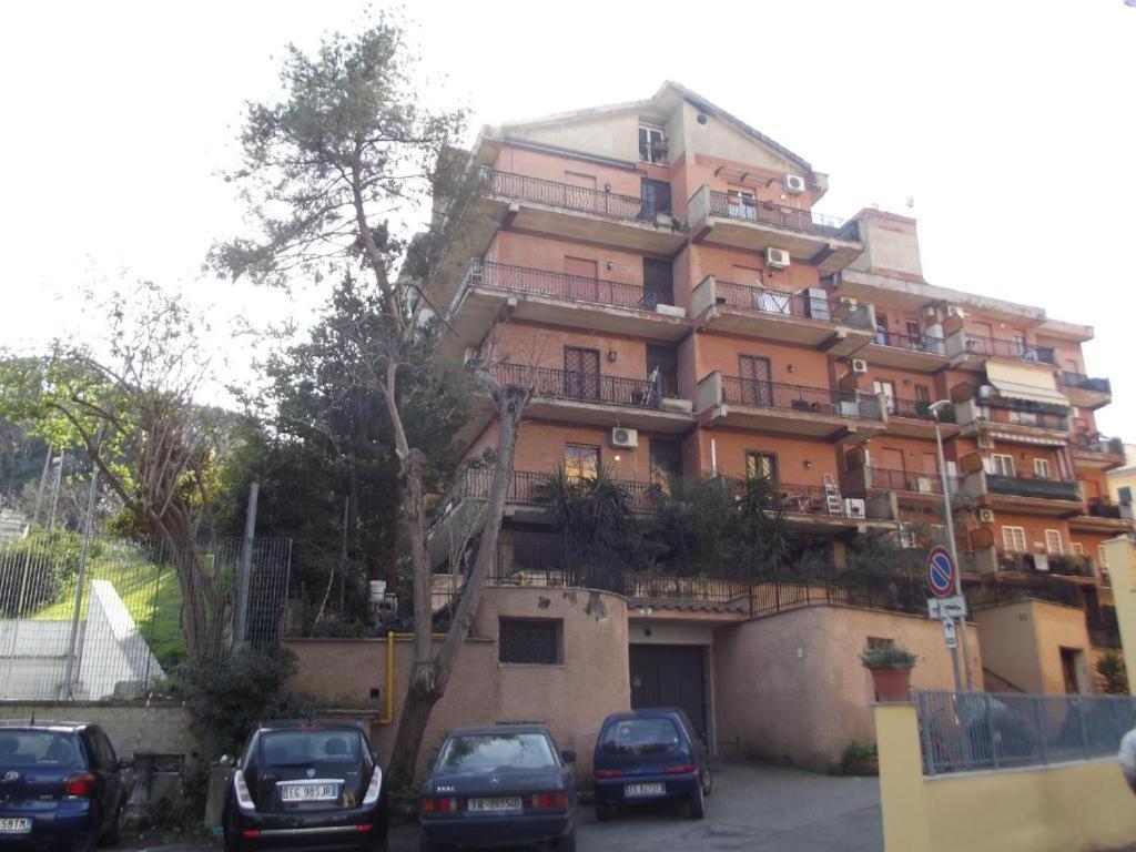 Guest House Domus Gratia Russo Рим Екстериор снимка