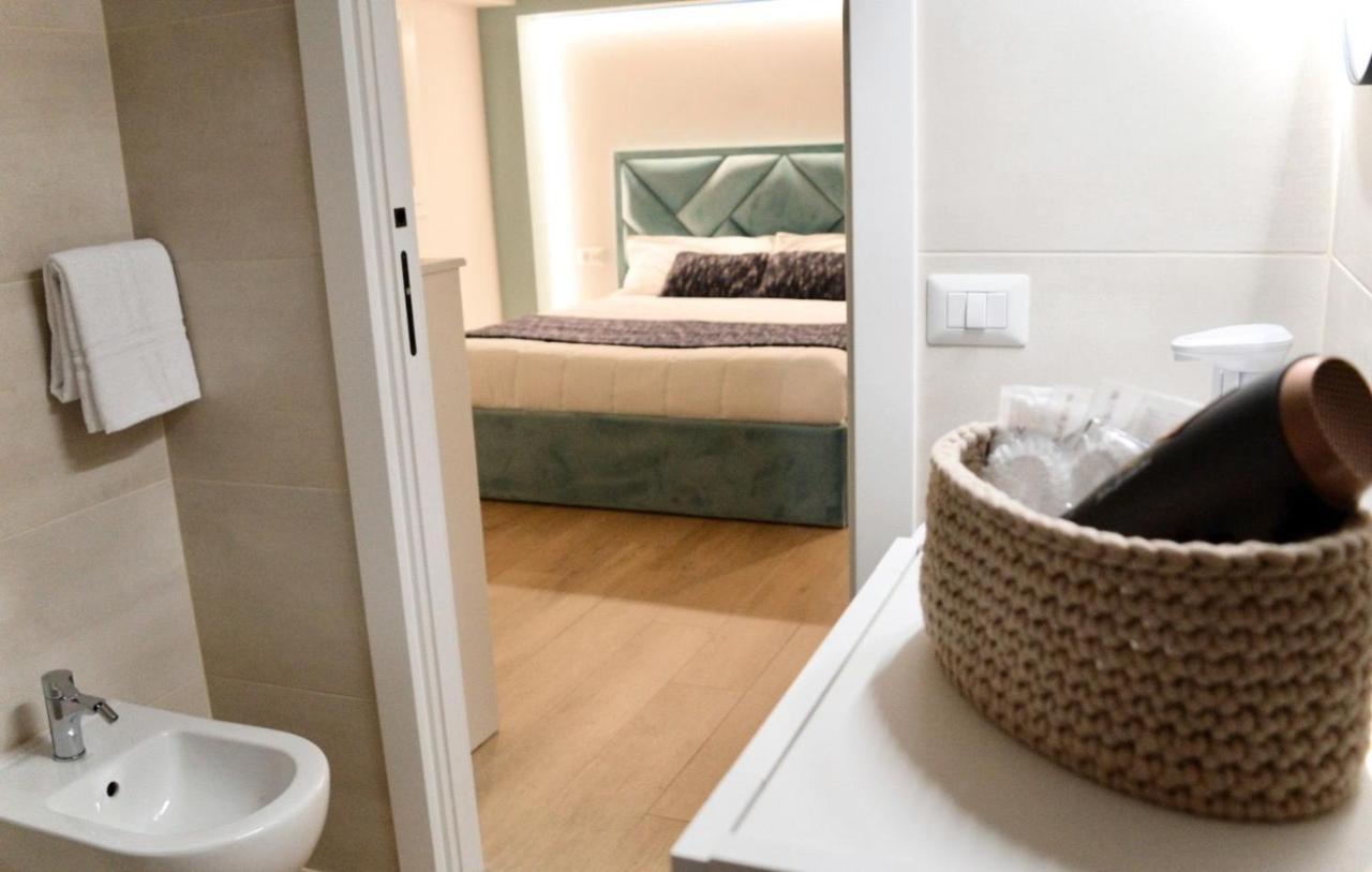 Guest House Domus Gratia Russo Рим Екстериор снимка